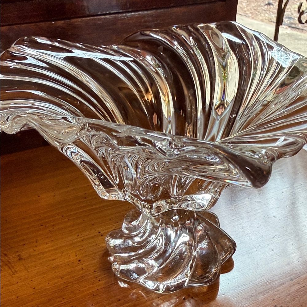 Mikasa Crystal Pedestal Bowl - Picture 3 of 5